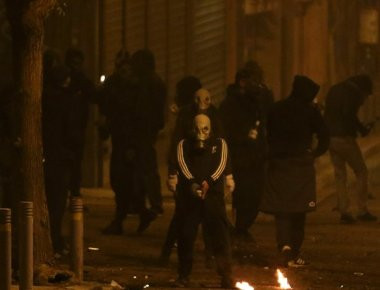 Επεισόδια στα Εξάρχεια: Τέσσερις ανήλικοι και τρεις αλλοδαποί ανάμεσα στους 11 συλληφθέντες